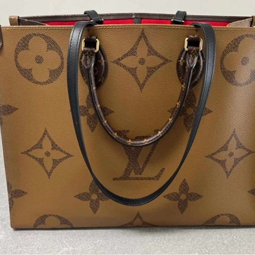 Louis Vuitton on the go